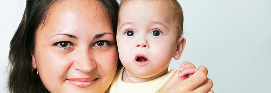 Darstellung von einer Mutter mit ihrer Tochter.